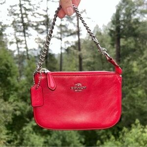 COACH Nolita 15 New York Red Leather Silver Chain Convertable Purse Wristlet EUC
